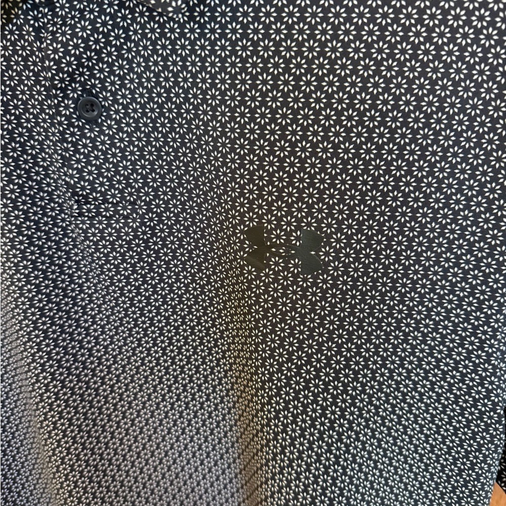 Under Armour Black and White Patterned Polo Shirt M - Picture 3 of 5